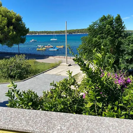 And Luci Guest house Barbat na Rabu